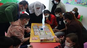 Kayseri Şehir Hastanesi'nde Lösemili Çocuklar İçin Zeka Oyunları Etkinliği Yapıldı