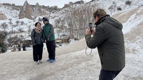 Kapadokya'nın Peribacaları Karla Büyülüyor