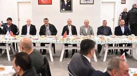 Ulaştırma ve Altyapı Bakanı Uraloğlu, Balıkçılarla Sahurda Buluştu