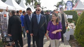 Adana Valisi Yavuz Selim Köşger'den 'Hala Yaşıyorum' Sergisi Ziyareti