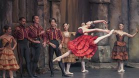 Antalya Devlet Opera ve Balesi "Don Kişot" Balesini Sahneledi