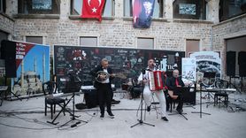 Edirne'de Türkçe ve Yunanca Şarkılarla Unutulmaz Konser