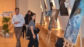 Konya'da 'Diken ve Karanfil' Resim Sergisi Açıldı