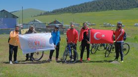 Ardahan Göle'de Doğa İçinde Bisiklet Etkinliği Düzenlendi