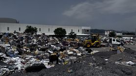 Gaziemir'de Çöp Depolama Krizi