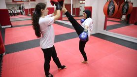 Böbreğini Oğluna Veren Mekiye Zümrüt, Kick Boksta İkincilik Elde Etti