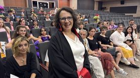 Bodrum'da 63 Çocukla Tiyatro Şov