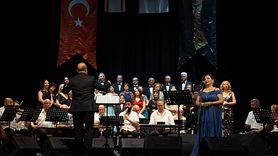 Bursa'da Korolar Buluştu: Sanatın Renkli Gecesi