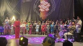 Trabzon'da Öğretmenlerden Oluşan 'Seksenler Doksanlar' Grubundan Unutulmaz Konser