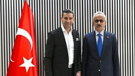 Ulaştırma ve Altyapı Bakanı Uraloğlu, Boks Federasyonunu Ziyaret Etti