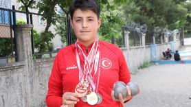 15 Yaşındaki Bocce Yıldızı: Erkan Özer