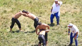 664. Kırkpınar Yağlı Güreşleri'nde İlk Tur Müsabakaları Tamamlandı