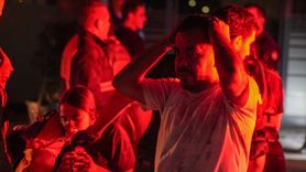 Ankara'da 26 Katlı Binada Yangın: Müdahale Devam Ediyor