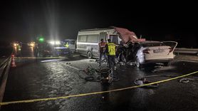 Ankara Sincan'da Otomobil ile Minibüs Çarpıştı