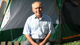 Edirne'de Kırkpınar Yağlı Güreşleri'nde Çadırda Konaklayan Güreşseverler