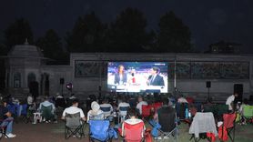 Eskişehirliler A Milli Kadın Voleybol Takımı'nın Maçını Dev Ekranda İzledi