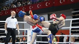İzmir'de Türkiye Kick Boks Şampiyonası'nın Açılışı Yapıldı