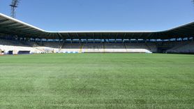 Kazım Karabekir Stadyumu'nda Hibrit Çim Çalışmaları Devam Ediyor