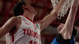 Türkiye Genç Erkek Basketbol Milli Takımı Finale Yükseldi