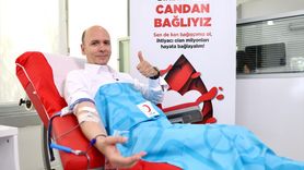 Ünlüler Türk Kızılay'a Kan Bağışında Bulundu