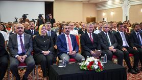 Bakan Tekin, Yurtdışında Görev Yapacak Öğretmenlerle Bir Araya Geldi