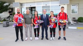 Finlandiya'dan Gümüş Madalya ile Dönen Edibe Yağız Van'da Coşkuyla Karşılandı