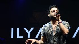 İlyas Yalçıntaş Hatay'da Coşku Dolu Bir Konser Verdi