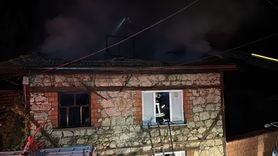 Kütahya'da Köyde Çıkan Yangın 4 Evi Kullanılamaz Hale Getirdi