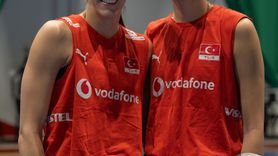 Milli Voleybolcular Aslı Kalaç ve Elif Şahin Slovenya Maçına Odaklandı
