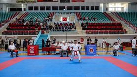 Türkiye Karate Premier Ligi Rıdvan Gümüş Etabı'nda Bakan Bak'tan Önemli Mesajlar