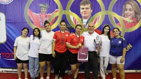 Zeynep Nur Pehlivan, Türkiye Rekorunu Kırarak Dünya Şampiyonluğuna Göz Kırpıyor