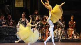 Bolşoy Bale ve Orkestrası İstanbul'da Kuğu Gölü ile Sahne Aldı