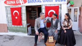 Mersin Valisi Toros, 50 Yıllık Bakkal Esnafını Onurlandırdı