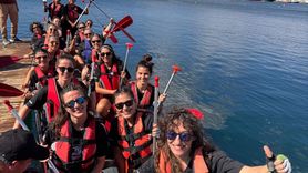 Sessiz Ejderhalar: İşitme Engelli Kadınların Su Üzerindeki Başarısı