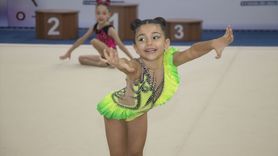 Uluslararası Ritmik Cimnastik Turnuvası Ankara'da Başladı