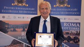 Akdeniz Mükemmeliyet Ödülleri'nde Kenan Yıldız ve Servet Yardımcı Ödül Aldı