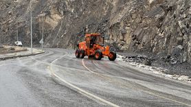 Hakkari'de Yoğun Sağanak Yağış Etkili Oldu