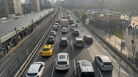 İstanbul'da Sabah Saatlerinde Trafik Yoğunluğu