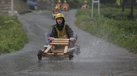 Rize'de Yağmura Rağmen Laz Ralli Tahta Araba Yarışları Düzenlendi