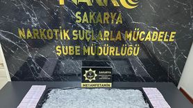 Sakarya'da Uyuşturucu Operasyonu: 1 Kilogram Sentetik Madde Ele Geçirildi