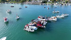 Samsun'da Cumhuriyet Coşkusu: Denizden Ay Yıldız Koreografisi