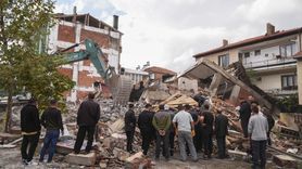 Sındırgı'daki Depremde Önlem Hayat Kurtardı