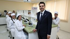 TİKA'dan Bakü Tıp Kolejine Eczacılık Laboratuvarı