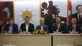 Ulaştırma ve Altyapı Bakanı Uraloğlu, Elmalı ve Korkuteli'nde Teşkilat İle Bir Araya Geldi