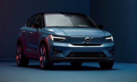 Volvo, Yeni Elektrikli SUV Modeli EX30'u Duyurdu