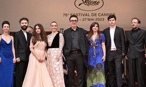 Nuri Bilge Ceylan Cannes Film Festivali'nde 'Kuru Otlar Üstüne' filmini tanıttı
