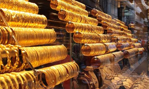 Altın fiyatları düşüyor: Gram altın için alım fırsatı