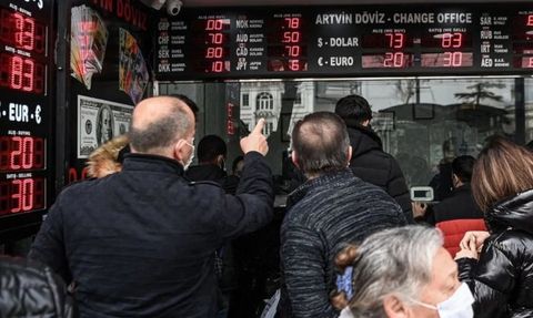 Ekonomist Güldem Atabay: Türkiye Ödemeler Dengesi Krizinin Kıyısında