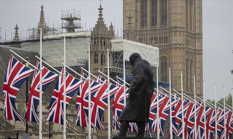 Türk Yatırımcılar Neden İngiltere'de Emlak Yatırımı Yapıyor?