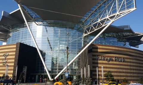 Katarlılar İstinye Park AVM'ye Yeni Katlar Ekliyor